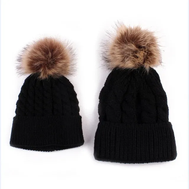 2018 2PCS/set Mom Mother+Baby Knit Pom Bobble Hat Kids Girls Boys Winter Warm Beanie Hats Accessories