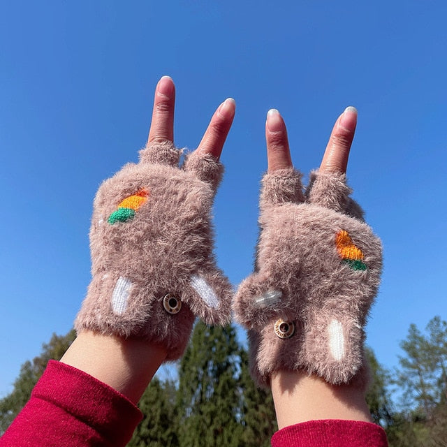 Paw Print Mittens - Cupcake