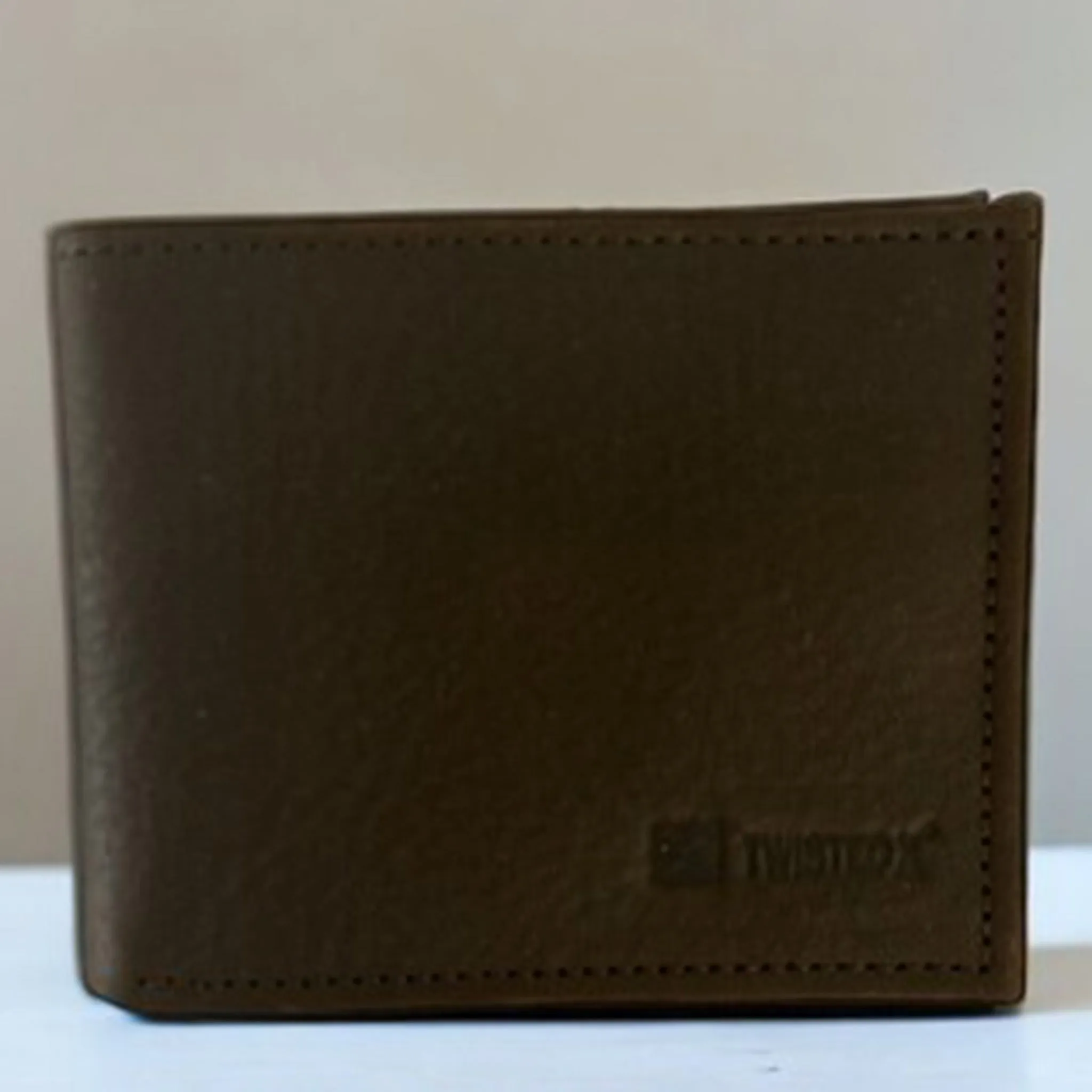 Twisted X Chocolate Pebbled Bifold