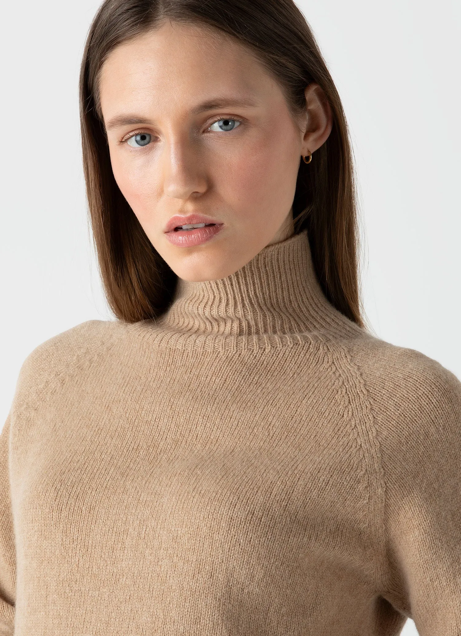 Women's Lambswool Funnel Neck Jumper in Light Camel