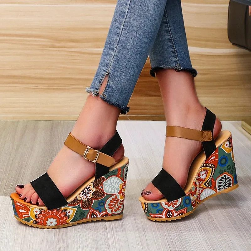 Women's Summer Ethnic Style Floral Pattern Party Platform Sandals